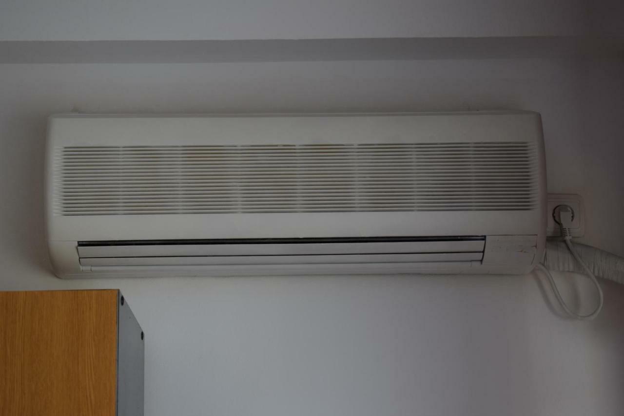 Resedinta Lui Calin - Downtown Park Cismigiu Apartment บูคาเรสต์ ภายนอก รูปภาพ