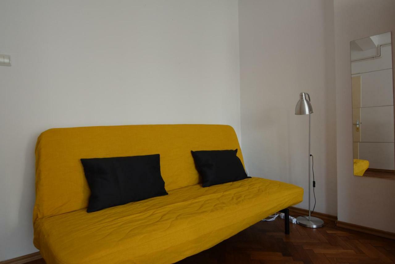 Resedinta Lui Calin - Downtown Park Cismigiu Apartment บูคาเรสต์ ภายนอก รูปภาพ